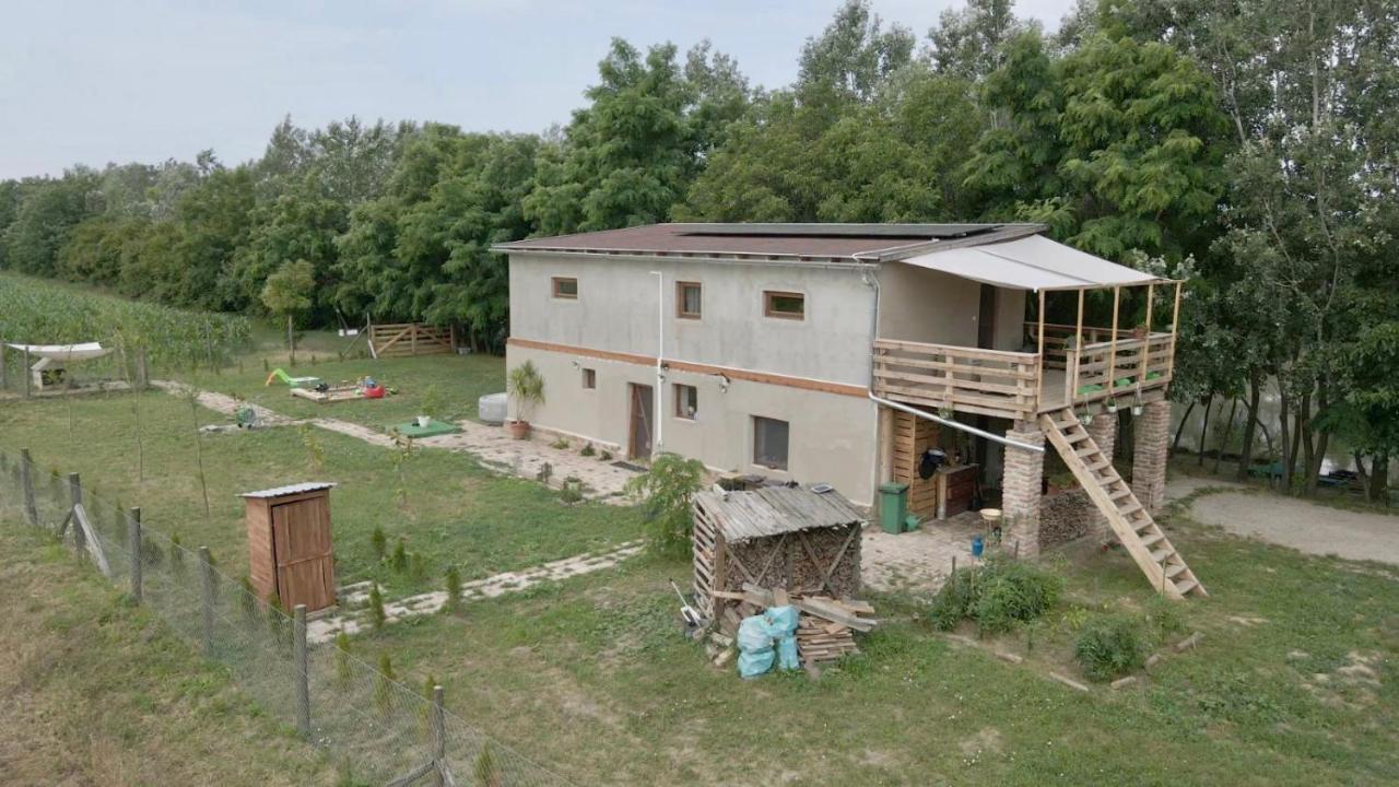 Hacienda Verde Villa Szentes Exterior photo